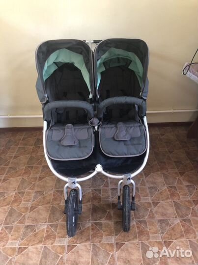 Коляска для двойни bumbleride twin