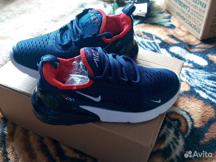 Кроссовки nike