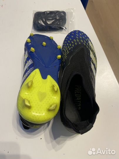 Детские футбольные бутсы Adidas Predator