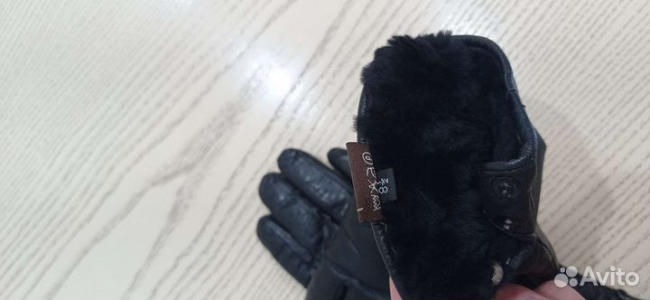 Перчатки женские кожаные новые
