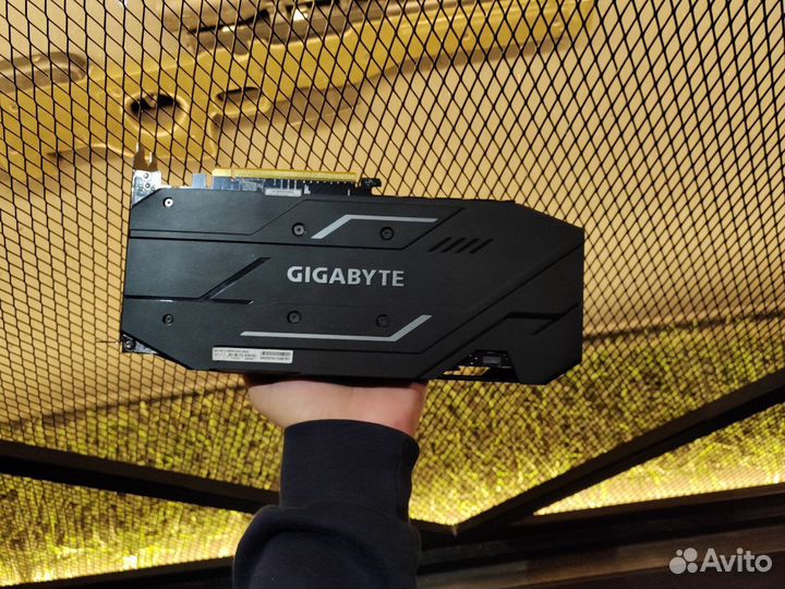 Gigabyte GeForce RTX 2060 super windforce OC