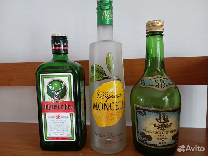 Бутылки и банки стеклянные