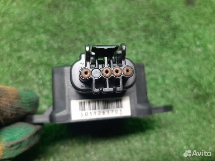 Датчик ускорения Lexus RX400H 2007