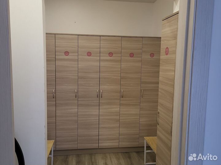 Шкафчики в раздевалку бу