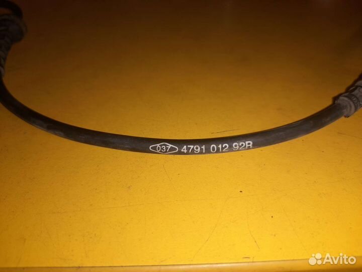 Датчик передний abs largus.logan sandero