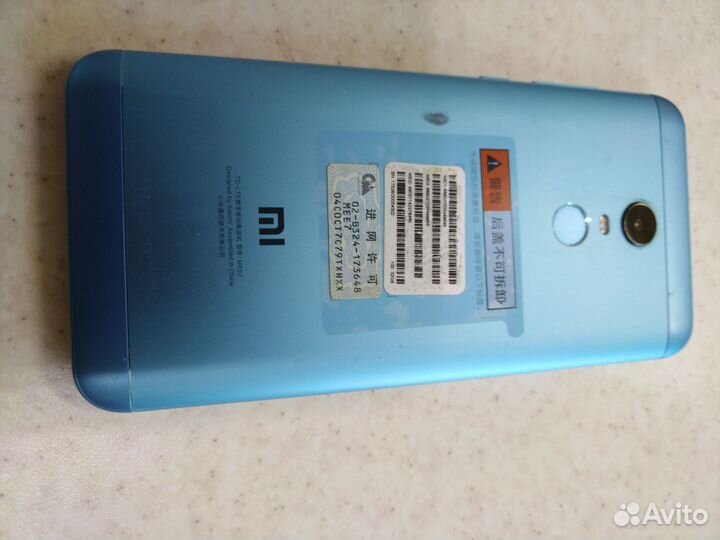 Xiaomi Redmi 5 Plus, 3/32 ГБ