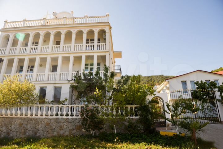 Дом 250 м² на участке 10 сот.