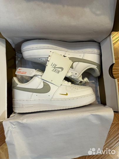 Кроссовки nike