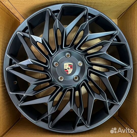 R20 комплект колес с ковкой на Порше Каен