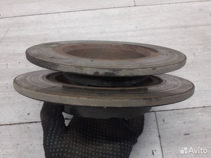 Диск тормозной задний Honda Civic 4D / 5D