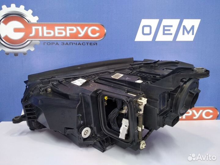 Фара правая W167