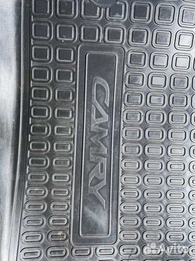 Автомобильные коврики резиновые