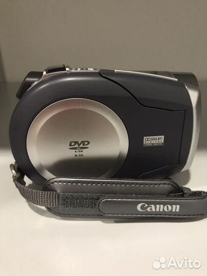 Видеокамера Canon DC212