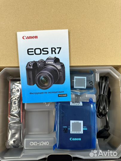 Canon EOS R7 Body