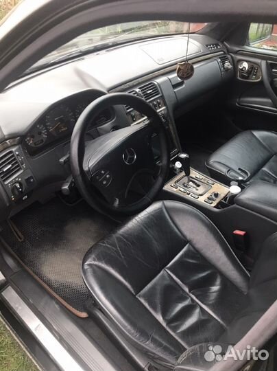 Mercedes-Benz E-класс 3.2 AT, 2001, 379 969 км