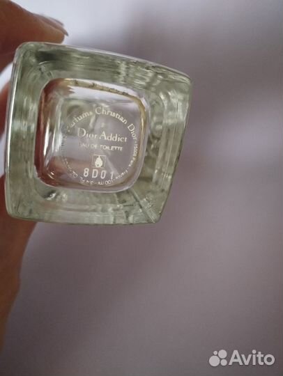 Пустые флаконы от женского парфюма. Оригинал