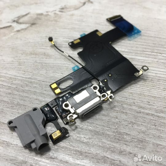 Шлейф с разъемами зарядки для iPhone 6