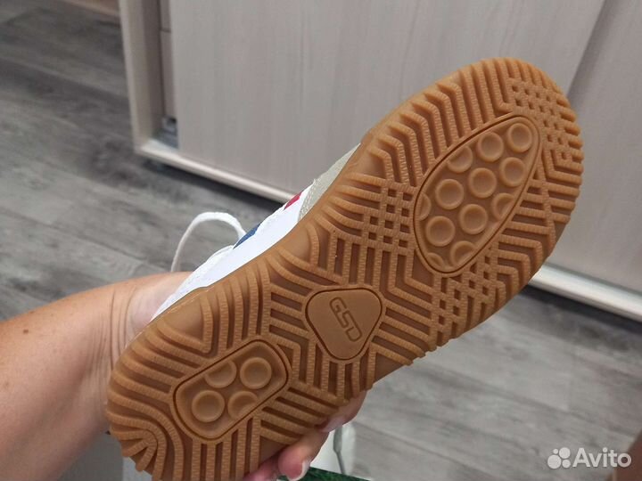 Кроссовки кеды футзалки футбольные