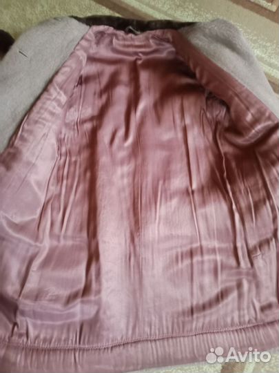 Пальто зимнее и демисезонное для девочки 146