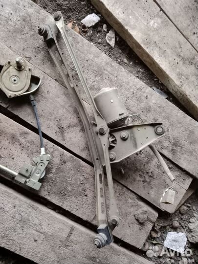 Трапеция дворников с моторчиком