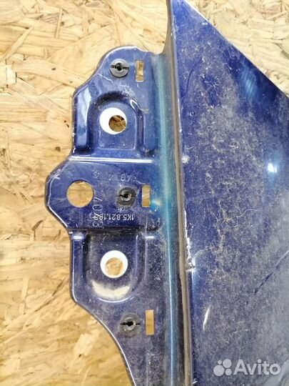 Крыло переднее левое синее Volkswagen Jetta 5