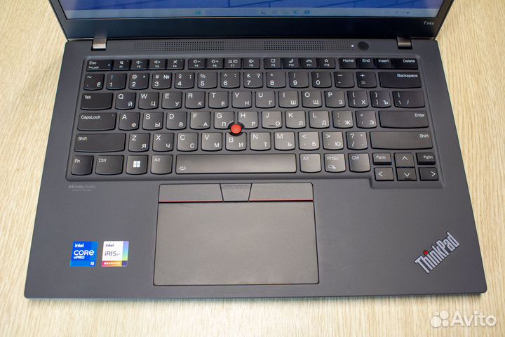 Ультрабук Lenovo ThinkPad T14s Gen 2 / 11-е поколе