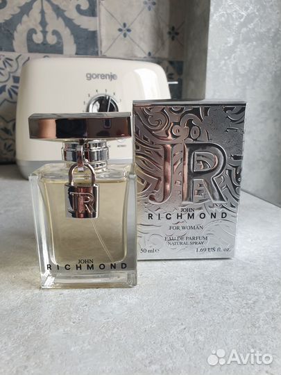 Парфюмированная вода женская