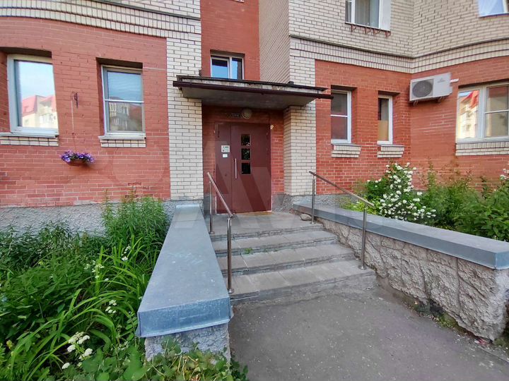 2-к. квартира, 57,5 м², 1/6 эт.