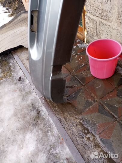 Продаю бампер ваз 2110