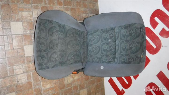 Сиденье переднее правое Nissan Primera (P11) 1996