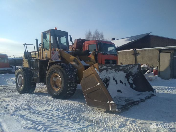 Услуги гусеничн. экскаватор фронтальн. погрузчик