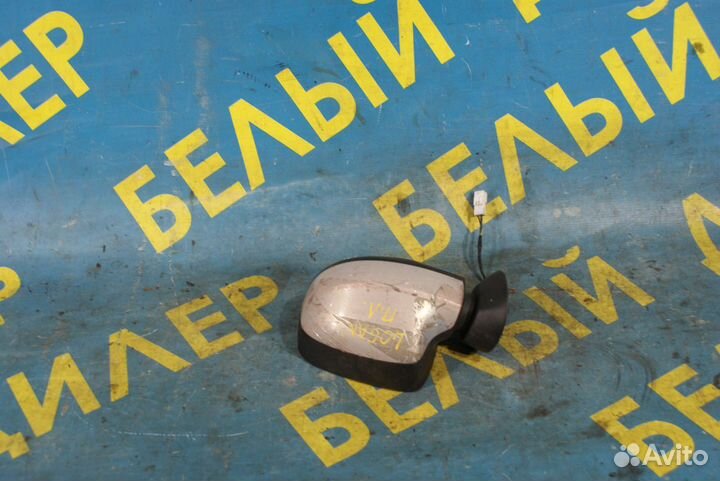 Левое зеркало Renault logan