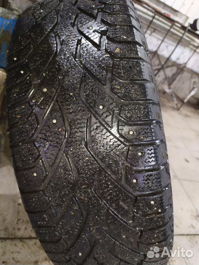 Matador MP 50 Sibir Ice 215/65 R16