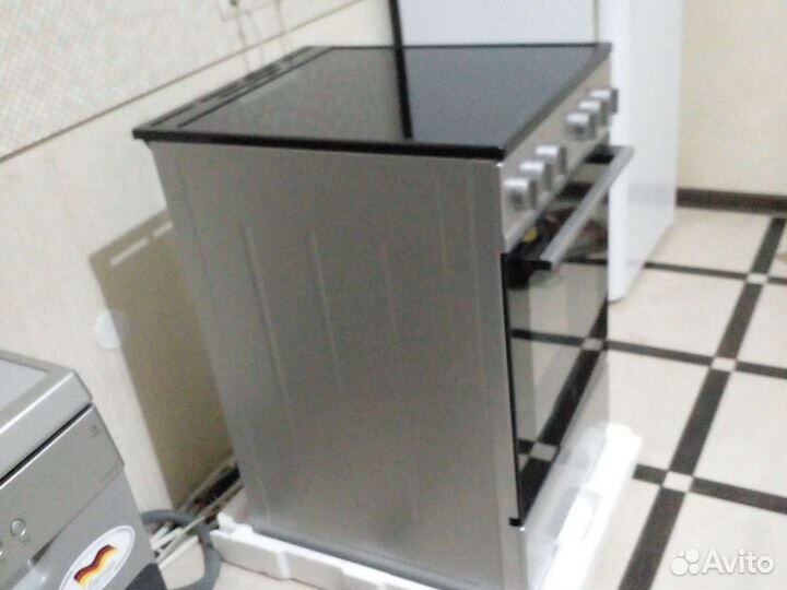 Электрическая плита новая