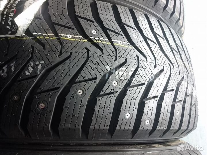 Kumho WinterCraft SUV Ice WS31 235/70 R16 106T
