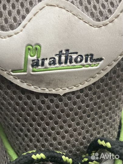 Роликовые коньки