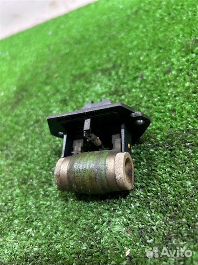 Резистор вентилятора Kia Rio 2 JB G4EE 2006