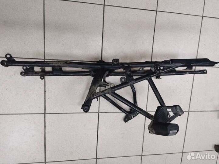 Подрамник bmw r 1100 rs