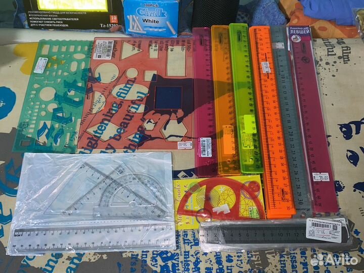 Канцелярия для школы и офиса,блокноты,папки и т.д