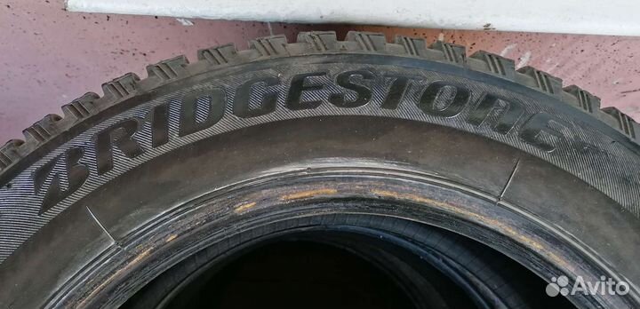 Bridgestone Blizzak Spike-01 185/65 R15 88T
