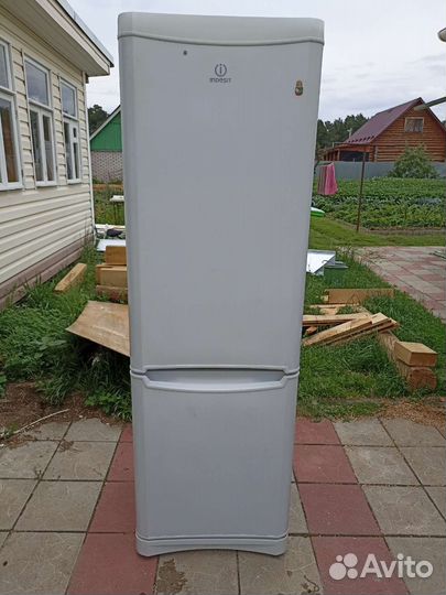 Холодильник indesit no frost