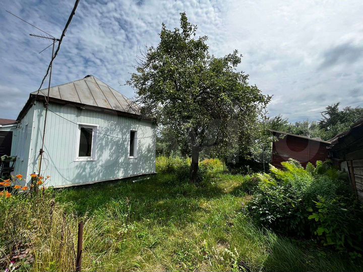 Дом 32 м² на участке 5 сот.