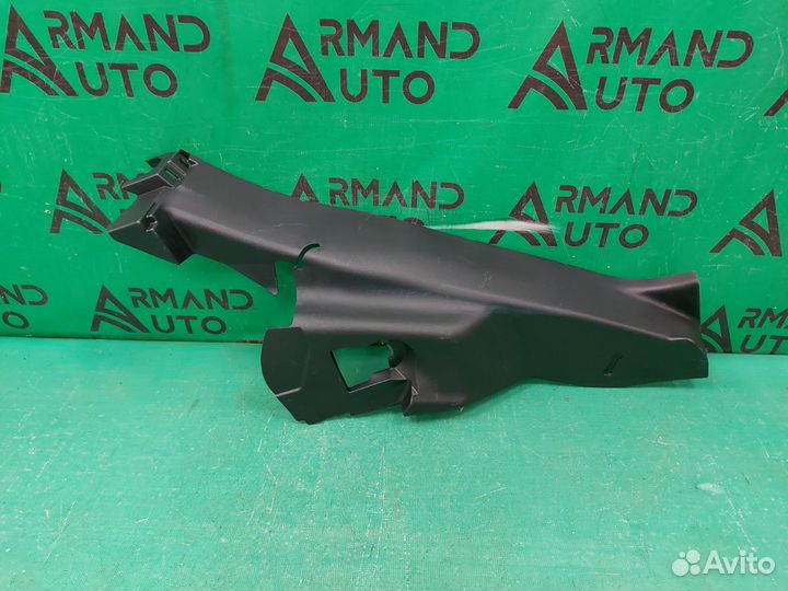 Обшивка стойки нижняя задняя правая Toyota Rav4