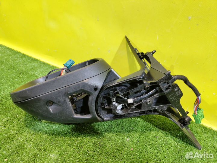 Зеркало левое электрическое Volvo XC70 2007