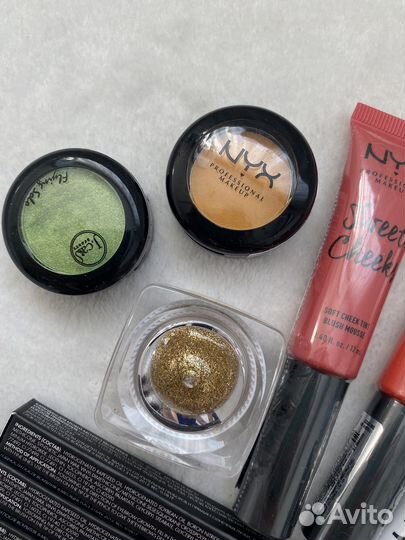 Новая запакованная косметика NYX пакетом