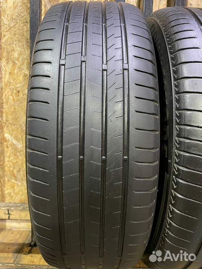 Bridgestone Alenza 001 225/65 R17 102H