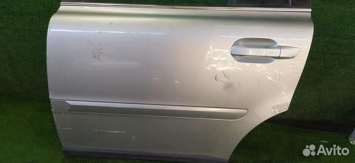 Дверь задняя правая в сборе задняя левая Volvo