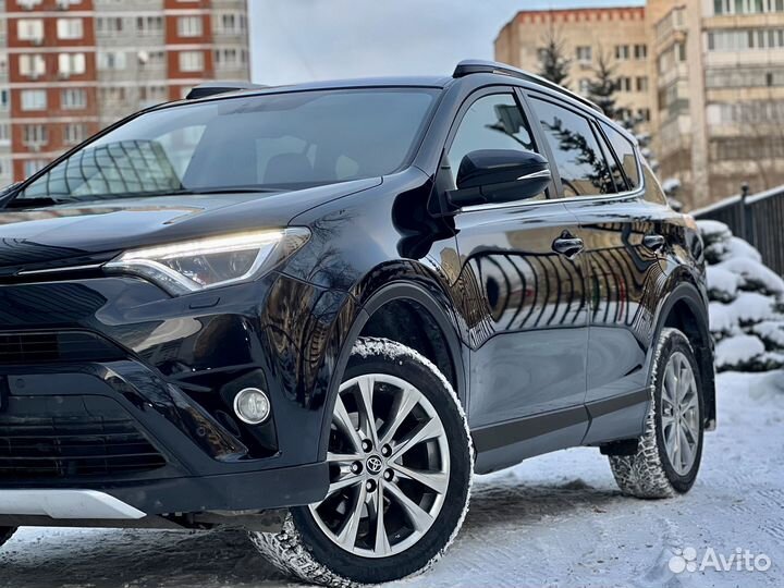 Toyota RAV4 2.2 AT, 2018, 87 268 км