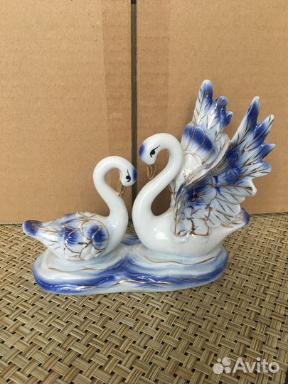 Фарфоровые статуэтки