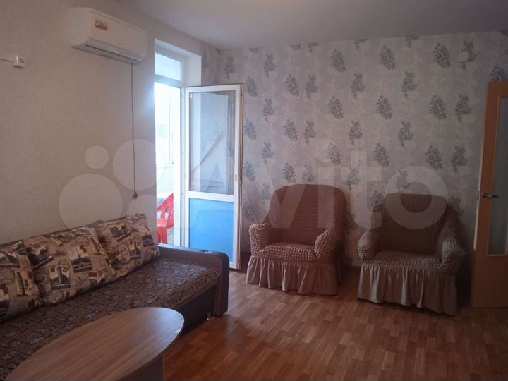 3-к. квартира, 87 м², 4/10 эт.